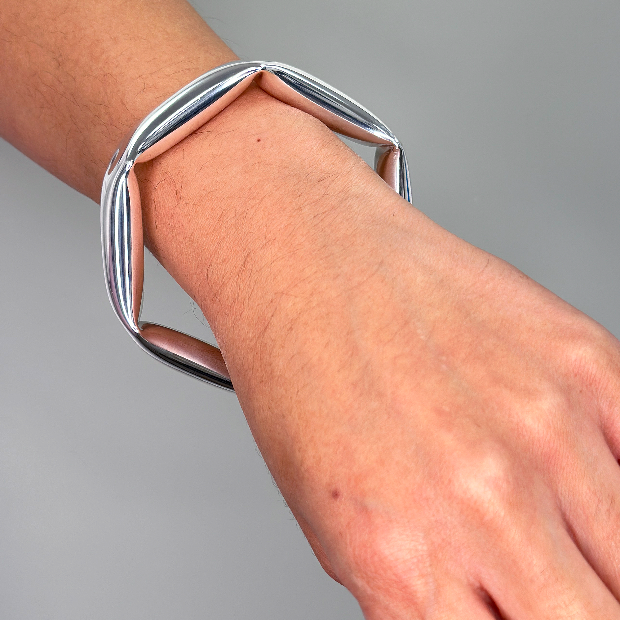 KINK - BANGLE by Studio 0.25