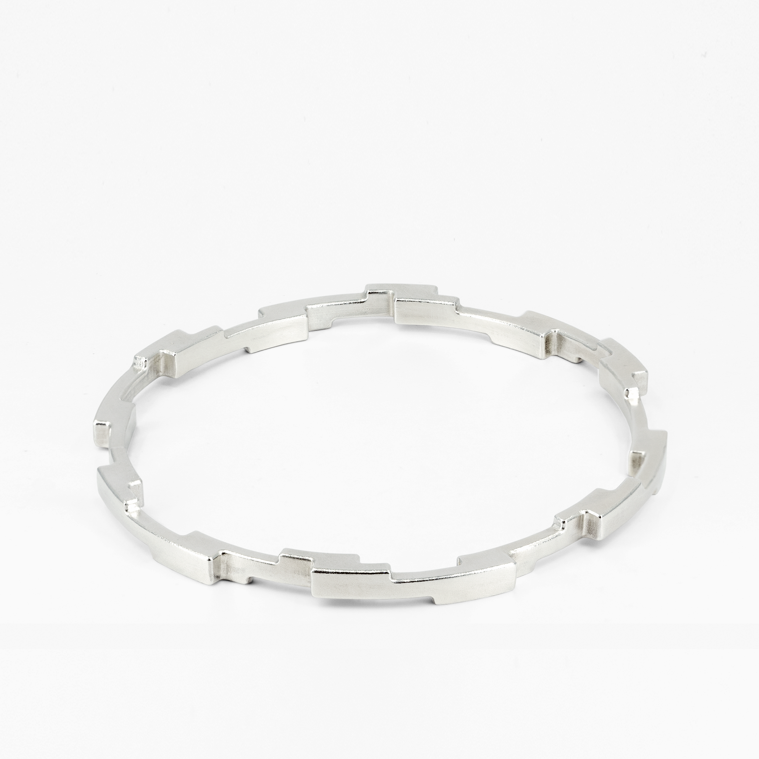 GEAR BANGLE BY WENDY ANDREU