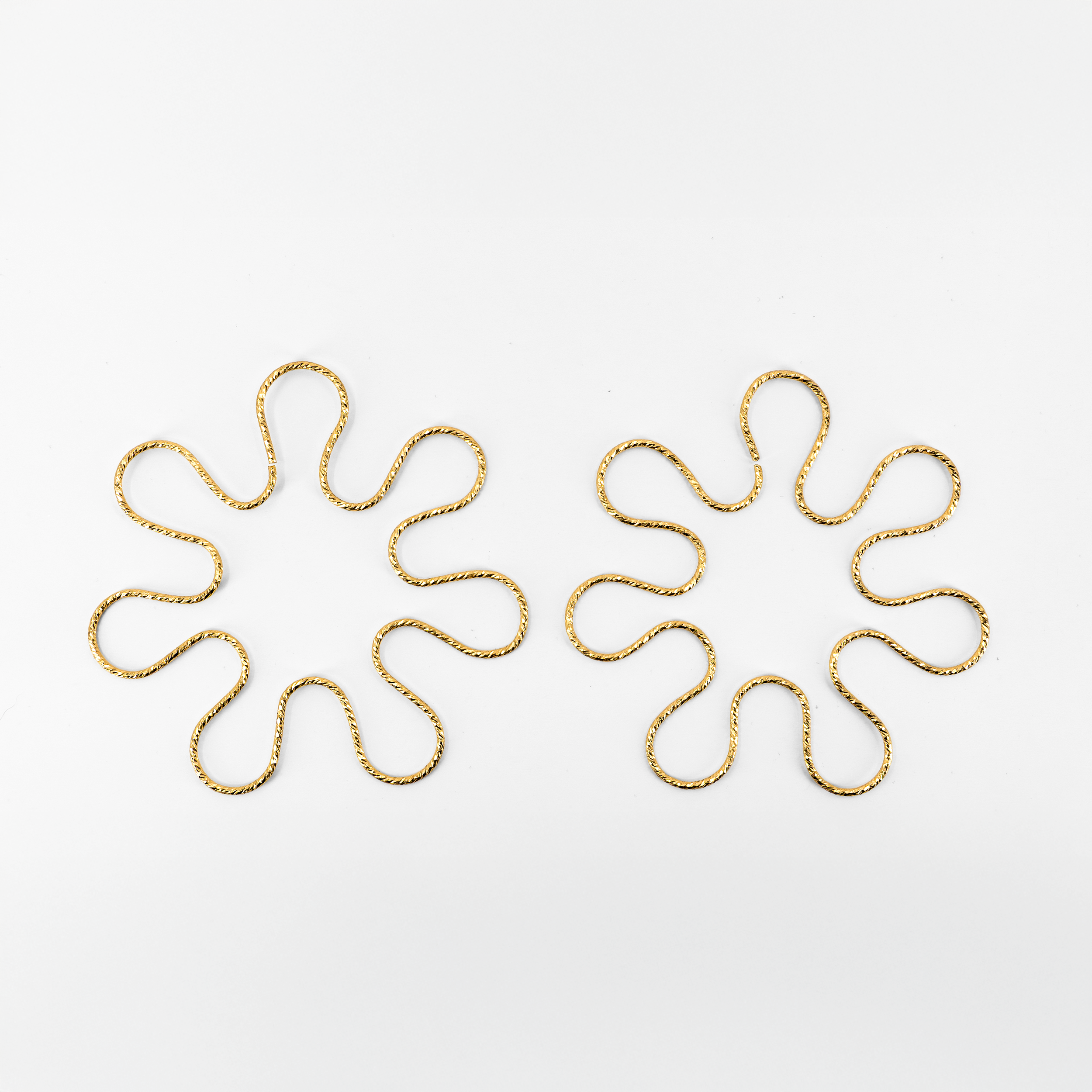 HOOK HOOP - EARRINGS BY STUDIO 0.25
