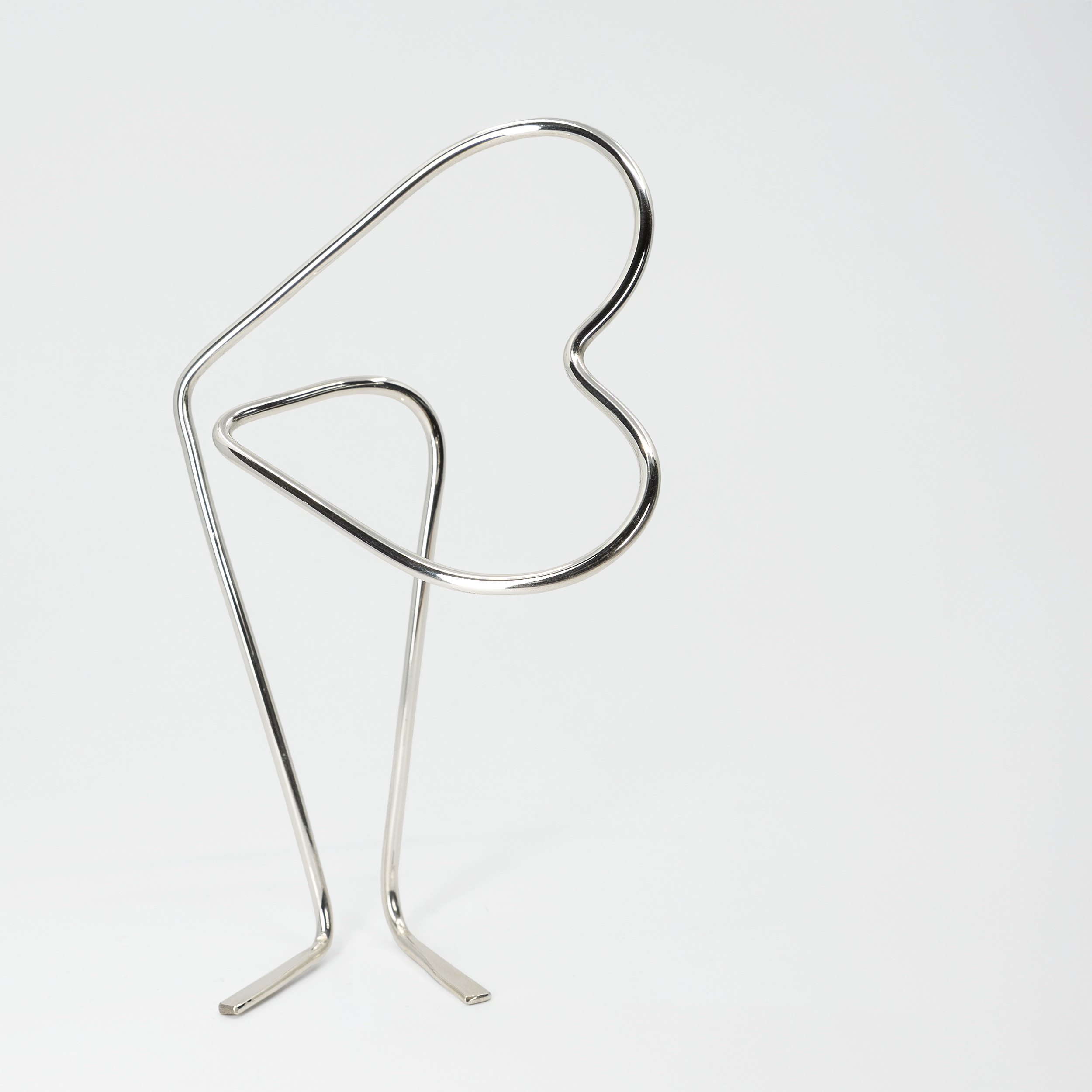 LOVELINES 'ENAMOUR' - WIRE SCULPTURE BY STUDIOMAMA