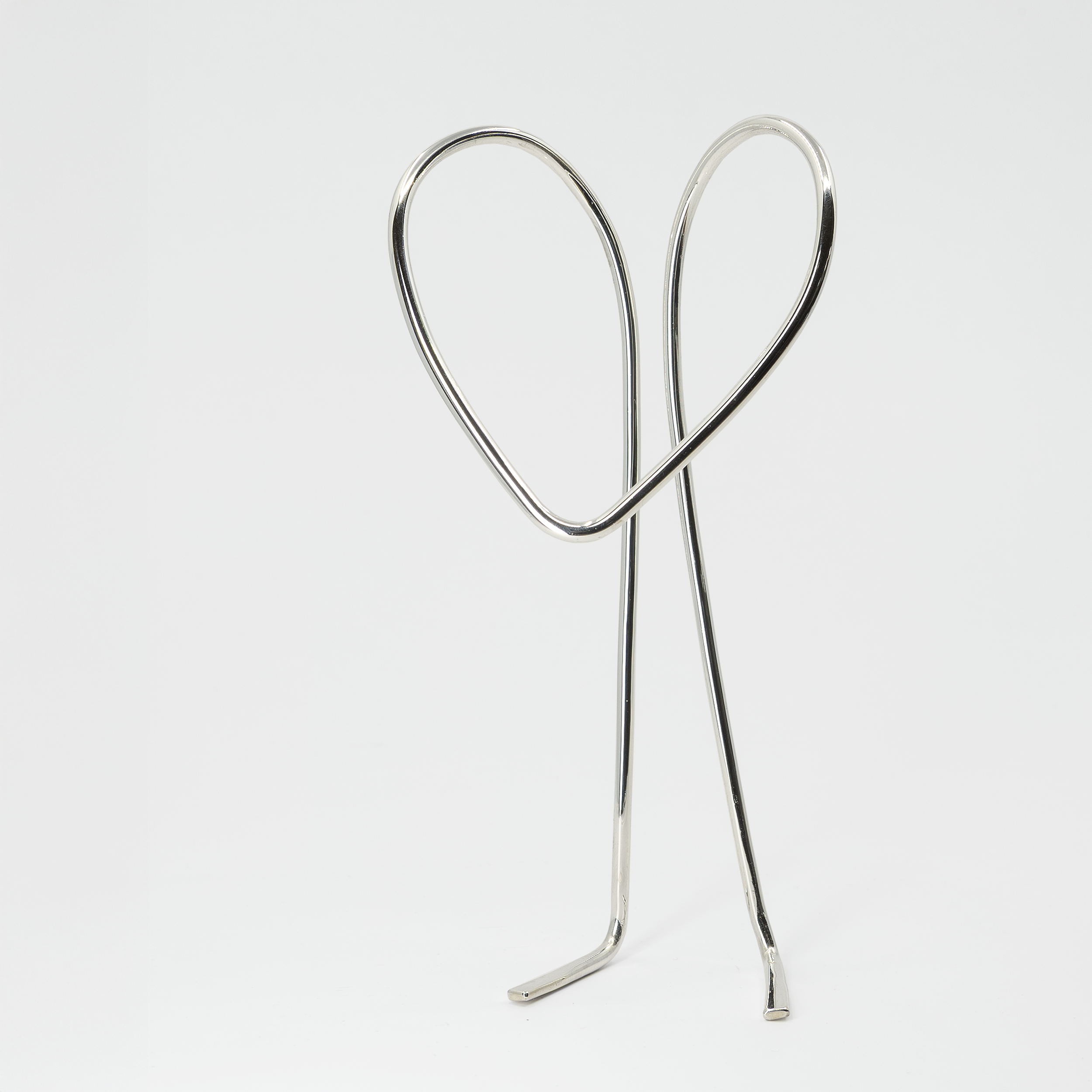 LOVELINES 'TWINED' - WIRE SCULPTURE BY STUDIOMAMA